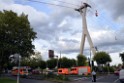 Koelner Seilbahn Gondel blieb haengen Koeln Linksrheinisch P696